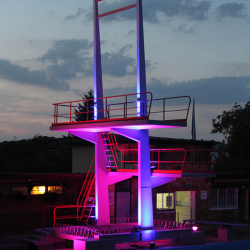 Sprungturm